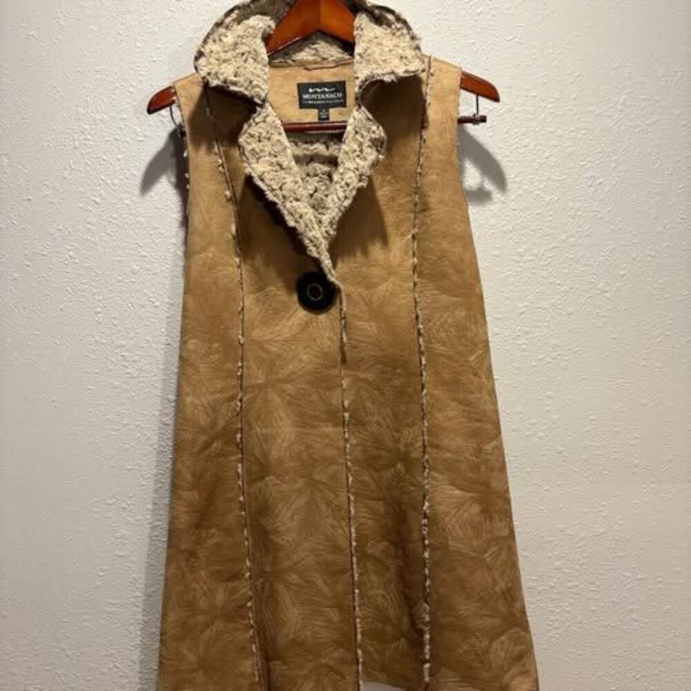 Montanaco (The Montana Clothing Company)
Small